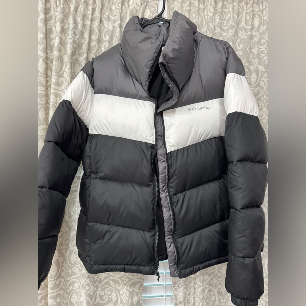 Columbia puffer jacket-NWOT size XL
